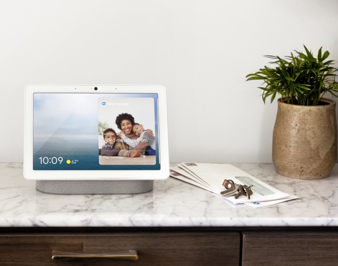 Google Nest Hub Max showing the home screen on a countertop Google Nest Hub Max showing the home screen on a countertop