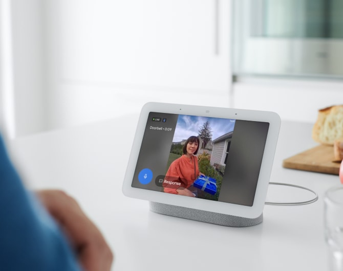 Google Nest Hub 2nd Gen showing footage from the Google Nest Doorbell Google Nest Hub 2nd Gen showing footage from the Google Nest Doorbell