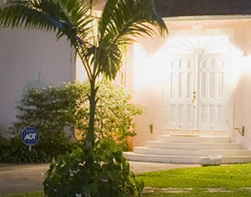 Outdoor Lights and Cameras: Safety for Your Home Outdoor Lights and Cameras: Safety for Your Home